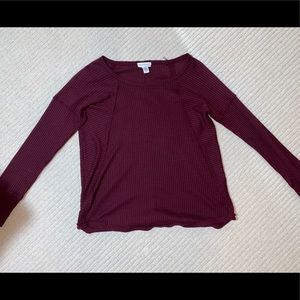 Full tilt maroon sweater